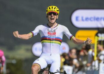 Tadej Pogacar se quedó con la primera etapa de montaña en el Tour de Francia 2026