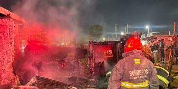 Tres incendios dejaron una mujer fallecida, un niño herido y una persona intoxicada