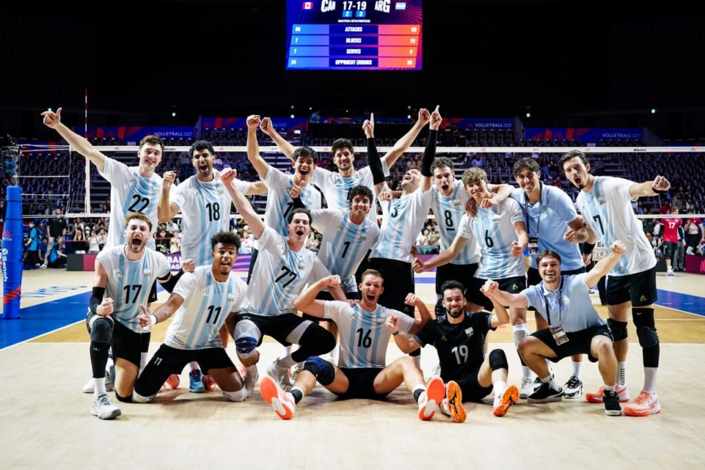 Triunfazo y remontada de Argentina ante Canadá Triunfazo y remontada de Argentina ante Canadá