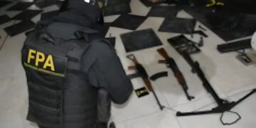 Desarticularon dos organizaciones narco y detuvieron a nueve personas Desarticularon dos organizaciones narco y detuvieron a nueve personas