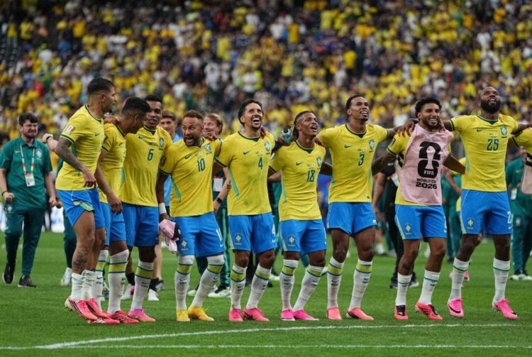 Brasil enfrentará a Noruega y México recibirá a Inglaterra en una jornada clave de los octavos de final, con dos lugares en juego para los cuartos de final de la Copa del Mundo.