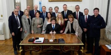 El Gobierno acelera la cobertura de vacantes y una reforma del Ministerio Público