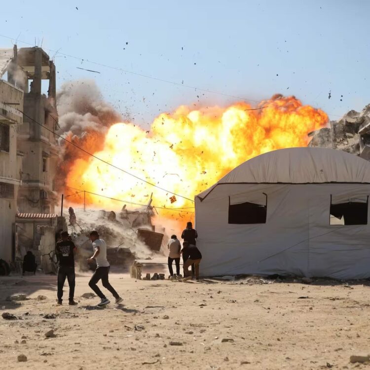 Escala la tensión entre Estados Unidos e Irán tras un ataque en Juzestán Un ataque estadounidense en el sur de Irán dejó un muerto y cuatro heridos, mientras que Teherán respondió con ofensivas contra bases militares de EE. UU. en Medio Oriente, profundizando la escalada del conflicto.