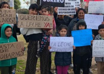 Reclaman por falta de entrega de leche en los dispensarios de la ciudad