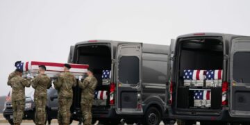 Polémica en Estados Unidos por el registro de soldados muertos