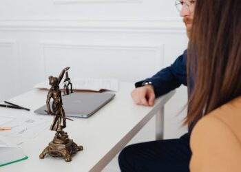 Justicia: combatir los prejuicios que pueden cambiar una sentencia
