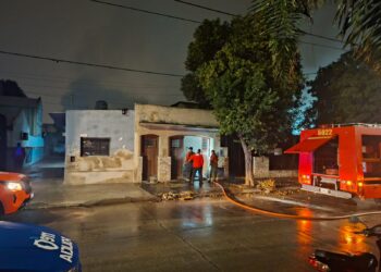 Un incendio reveló un auto con pedido judicial y unas 300 autopartes en una vivienda