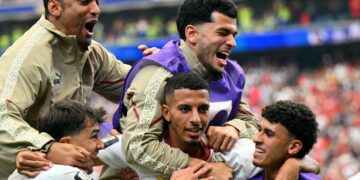 Con un doblete de Azzedine Ounahi y un gol postrero de Soufiane Rahimi, Marruecos derrotó 3-0 a Canadá y se clasificó para los cuartos de final del Mundial 2026.