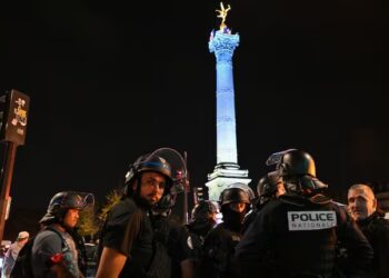 Disturbios en París tras la eliminación de Francia del Mundial 2026.