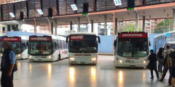 Tras la suspensión del servicio, la Secretaría de Trabajo convocó a una audiencia entre FAM y AOITA