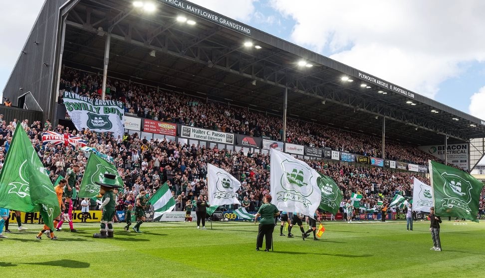 Mucho más que la Premier: un club que desafía la geografía y conquista a sus hinchas