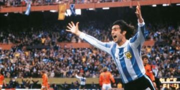 El día que Córdoba parió a un matador: Mario Alberto Kempes cumple años