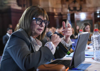 La Libertad Avanza enfrenta un Senado más exigente y negocia voto por voto