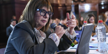 La Libertad Avanza enfrenta un Senado más exigente y negocia voto por voto