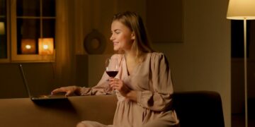 Adiós a los cables a la vista: claves para una iluminación más limpia