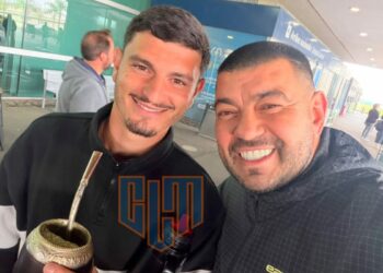 Agustín Álvarez Martínez llegó a Córdoba y será refuerzo de Talleres