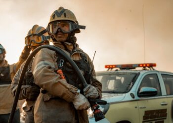 Ante la presencia de humo o fuego, se solicita dar aviso inmediato al 100 o al 0800-888-38346.