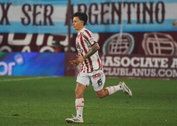 Apareció Lodico, y por ahora sigue en la Gloria