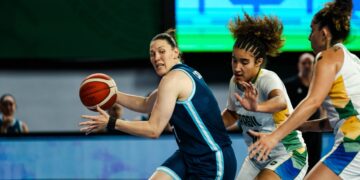 Argentina perdió el clásico y quedó afuera del Preclasificatorio olímpico Argentina perdió el clásico y quedó afuera del Preclasificatorio olímpico