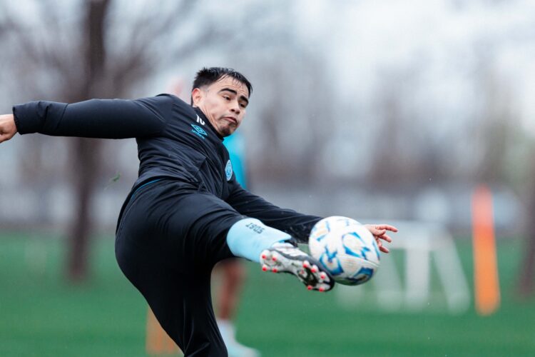 Belgrano afina detalles para el duelo ante Racing con el regreso de Zelarayán Lucas Zelarayán en el predio Armando Pérez.
