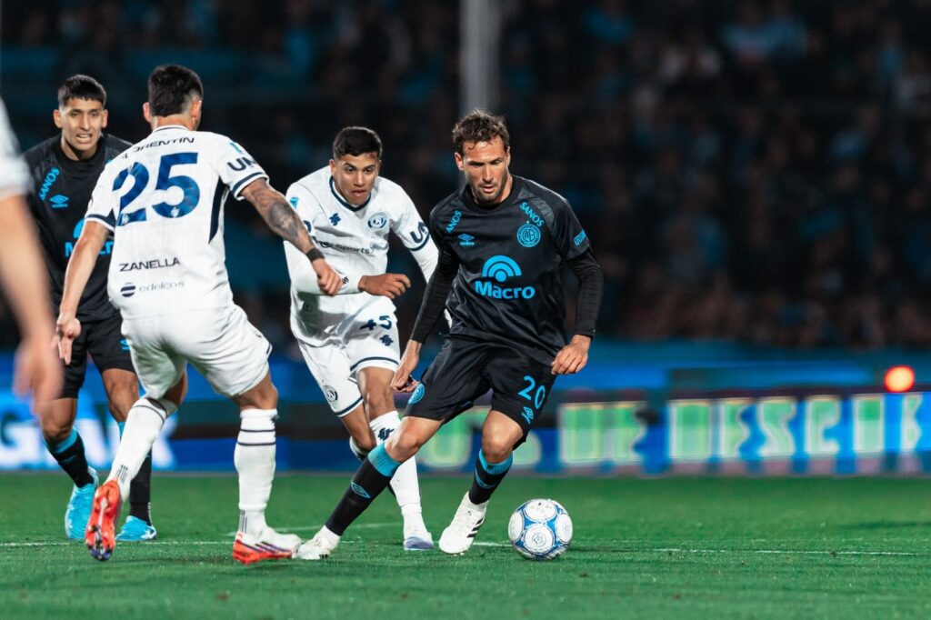 Belgrano va por el golpe ante Racing en la Copa Argentina