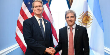 Caputo viaja al G20: se reunirá con Bessent y buscará respaldo para el programa económico Caputo viaja al G20: se reunirá con Bessent y buscará respaldo para el programa económico