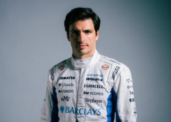 Carlos Sainz renovó con Williams: el guiño para Colapinto