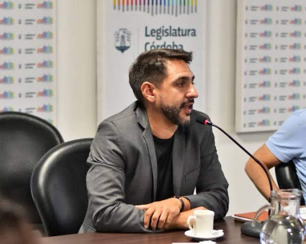Matías Chamorro: Queremos desregular a las entidades que sostienen el territorio Matías Chamorro: Queremos desregular a las entidades que sostienen el territorio