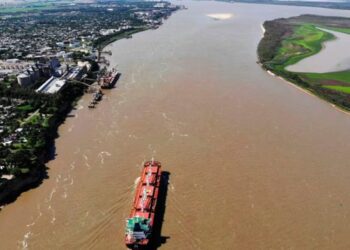 Conflicto en los puertos: frenaron las operaciones de más de 150 buques