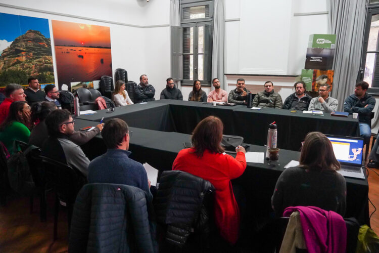 Avanza la elaboración participativa de un Plan de Prevención de Incendios De los encuentros, participaron autoridades y vecinos e instituciones de varias localidades de la región.