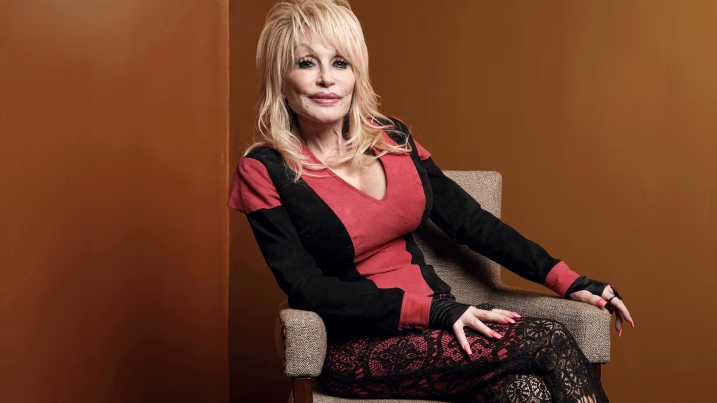 Murió Dolly Parton, ícono de la música country
