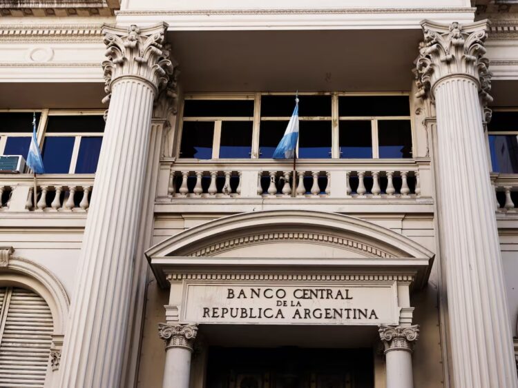 El REM mantuvo la inflación de julio en 2% y prevé un dólar más bajo para fin de 2026 Inflación