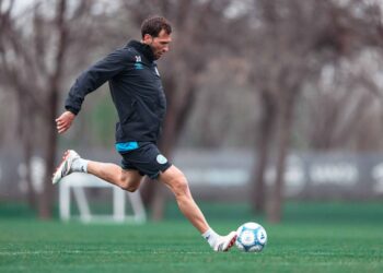 Empieza a tomar forma el once para enfrentar a Atlético Tucumán