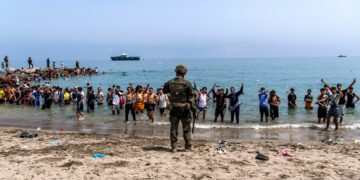 España reformará sus leyes de asilo y extranjería tras crisis migratoria en Ceuta España reformará sus leyes de asilo y extranjería tras crisis migratoria en Ceuta