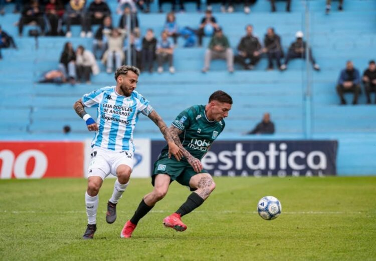 Estudiantes RC perdió con Atlético Tucumán y quedó muy comprometido con el descenso
