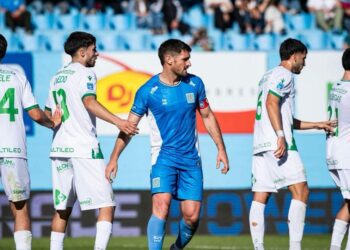Estudiantes de Río Cuarto y Banfield no se sacaron diferencias en el Candini