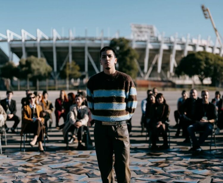 Después de recorrer América Latina, Europa y Estados Unidos, Milo J regresará al país para ofrecer su único show en Argentina en 2026 con La Vida Era Más Corta Tour Mundial. Foto: En Vivo Producciones.