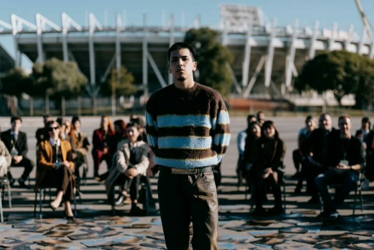 Después de recorrer América Latina, Europa y Estados Unidos, Milo J regresará al país para ofrecer su único show en Argentina en 2026 con La Vida Era Más Corta Tour Mundial. Foto: En Vivo Producciones.
