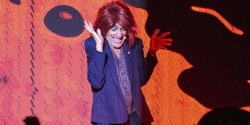 “La gente se ríe muchísimo, pero también se emociona”, define Favio sobre su show