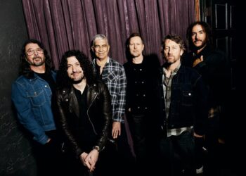 Foo Fighters afina su regreso al país con nuevo fuego