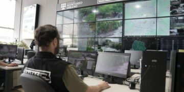 Prueban cámaras que leen patentes en tiempo real para detectar vehículos buscados Prueban cámaras que leen patentes en tiempo real para detectar vehículos buscados
