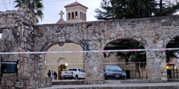 Investigan la muerte de un hombre en un colegio de Villa Carlos Paz