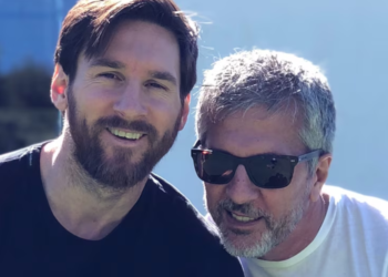 Jorge Messi junto a Lionel Messi. Foto: gentileza.