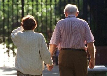 La falta de ingresos ya afecta al 46% de los hogares con adultos mayores