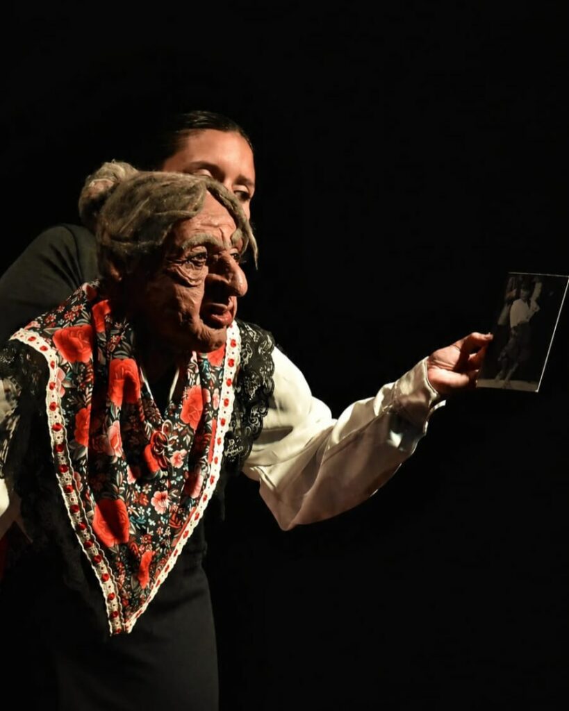 La herencia de la abuela contada desde la danza La herencia de la abuela contada desde la danza