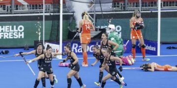 Las Leonas son campeonas del mundo: la historia de un título invicto Las jugadoras argentinas celebran tras marcar el primer gol de su equipo durante la final de la Copa Mundial Femenina de Hockey sobre Hielo FIH 2026 entre Países Bajos y Argentina en el Estadio Wagener de Amstelveen, al oeste de los Países Bajos, el 29 de agosto de 2026. Bas CZERWINSKI / ANP / AFP