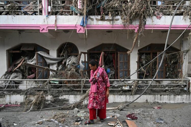 Las inundaciones en Nepal dejan casi 800 muertos Unas 160.000 mujeres y niñas afectadas por las inundaciones enfrentan un mayor riesgo de violencia.