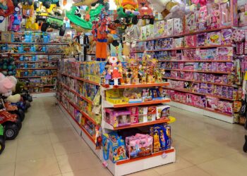 Las ventas por el Día del Niño cayeron 2,5% y el ticket promedio apenas superó los $45.000 Las ventas por el Día del Niño cayeron 2,5% y el ticket promedio apenas superó los $45.000