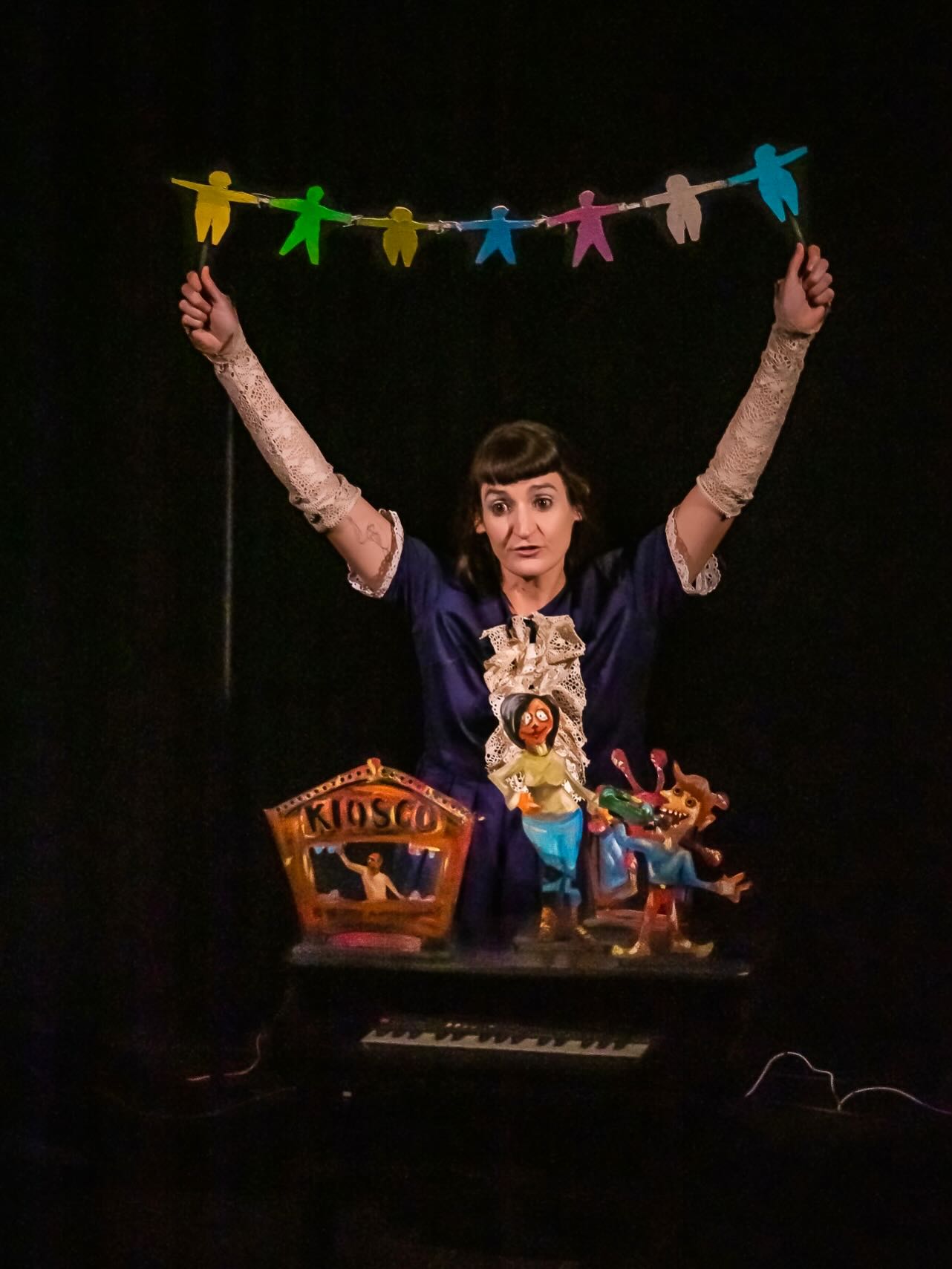 “Los monstruos van debajo de la cama” llega al Comedia “Los monstruos van debajo de la cama” llega al Comedia