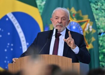 Lula baja la tensión: dijo que las relaciones deben guiarse “por intereses de Estado” Lula baja la tensión: dijo que las relaciones deben guiarse “por intereses de Estado”